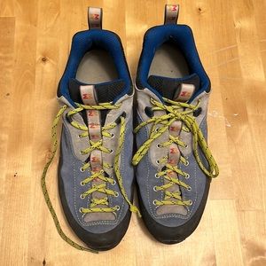 Garmont Dragontail LT Approach Shoes, men’s size 10.5 (US)